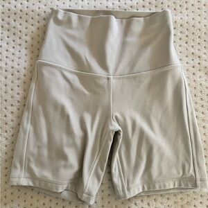Lululemon Align High-Rise Short 6”